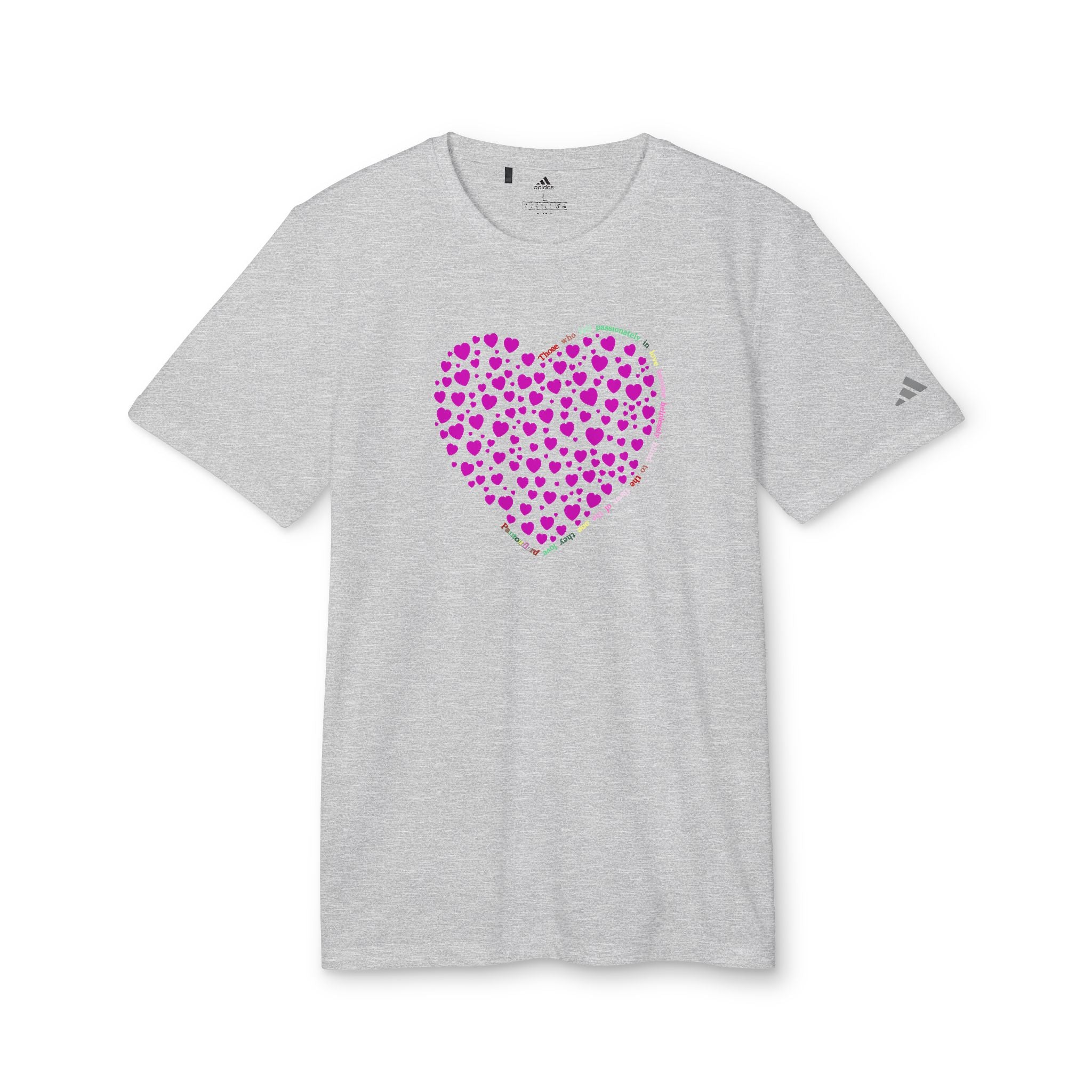 Camiseta Deportiva Unisex Adidas® con Diseño de Corazón Rosa